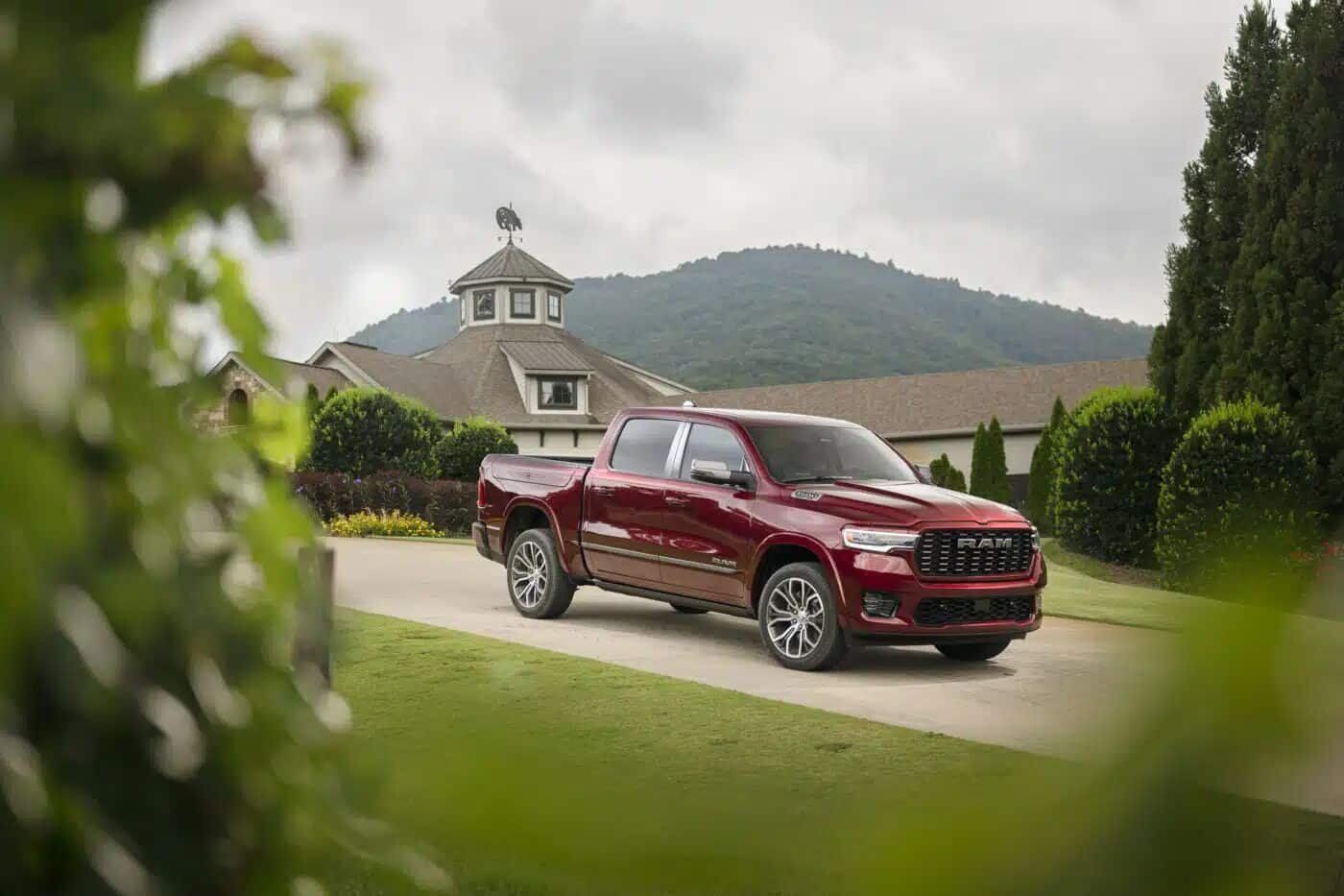 2025 ram 1500 2 1400x933 jpg