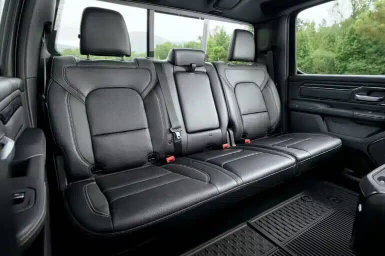 2025 ram 1500 30 770x513 jpg