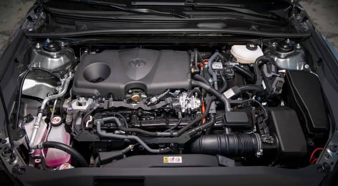 2025 toyota camry xse 2 1400x769 jpg