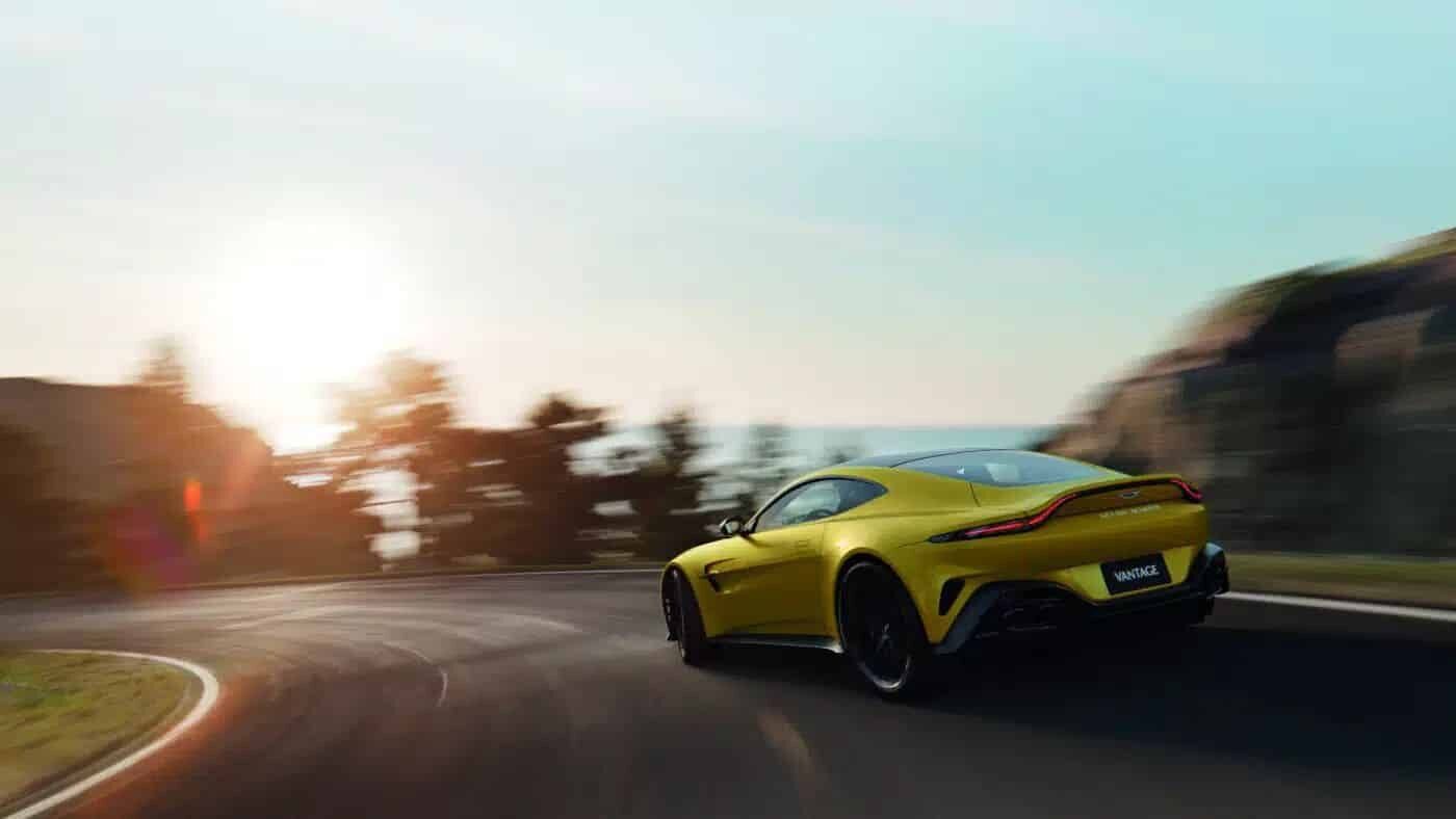 Aston martin vantage 1 1400x788 jpeg